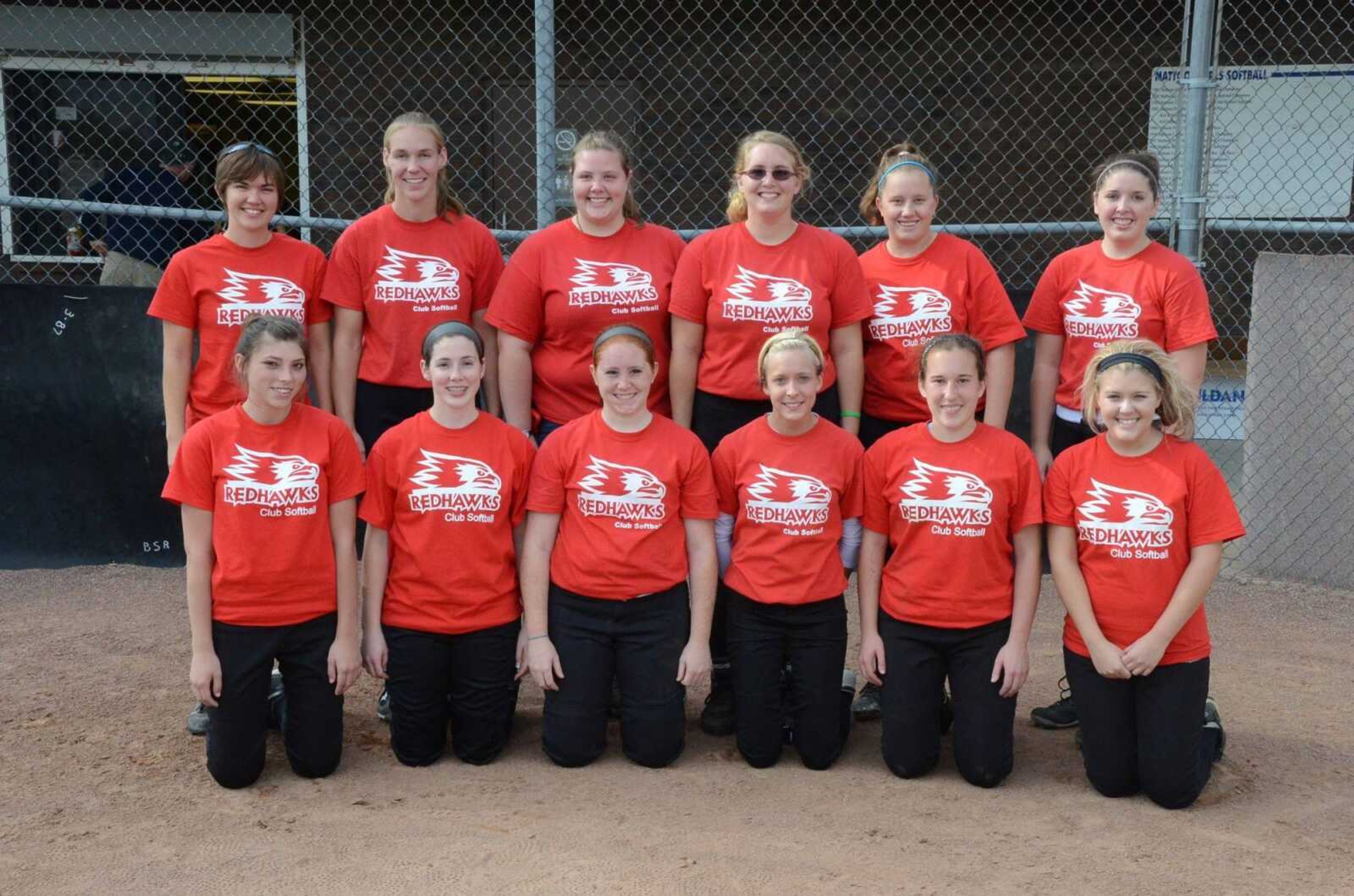 Club softball prepares for the 2012 season with five new players