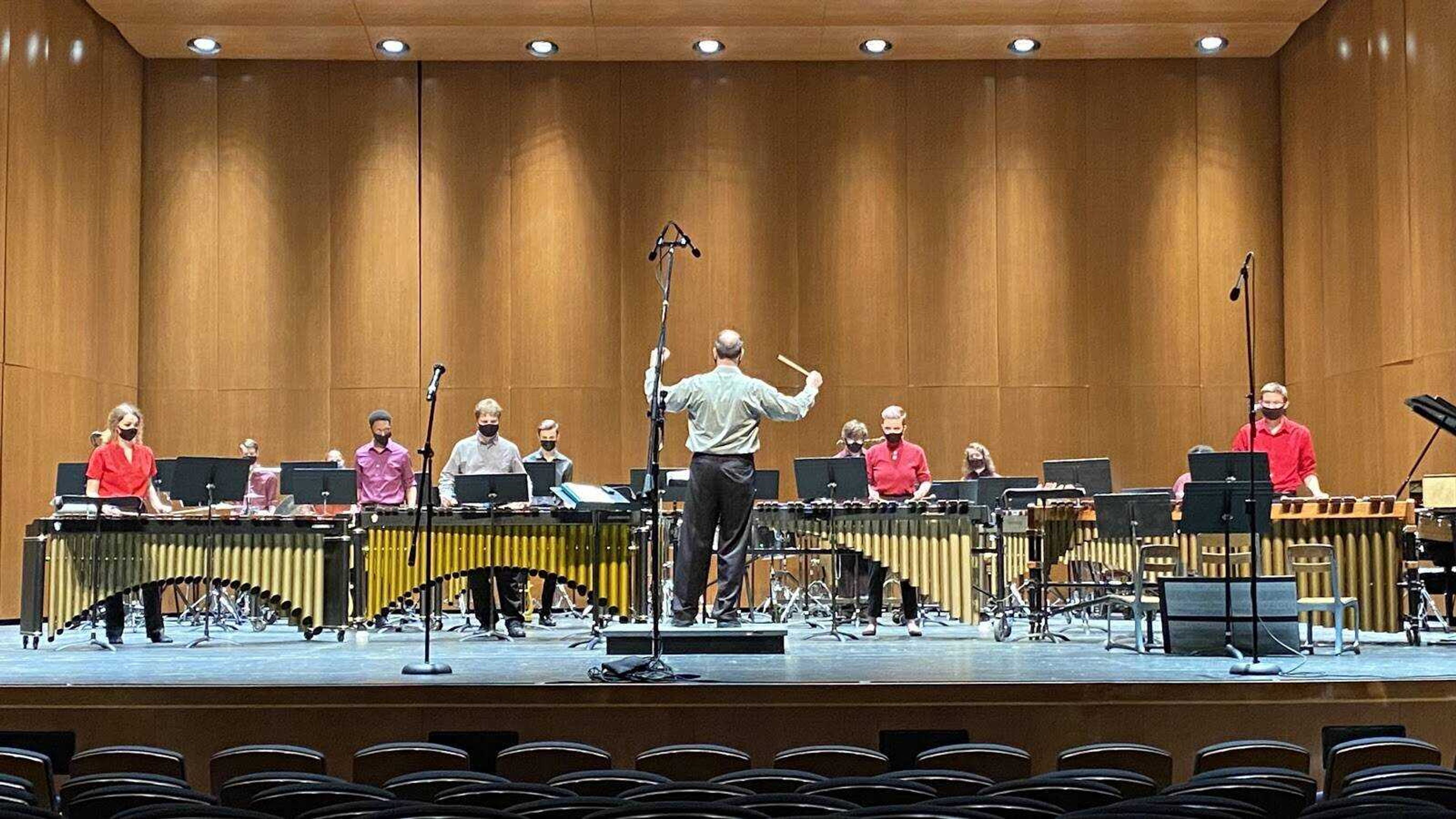 The Southeast Percussion Ensemble performs “Angels of the Apocalypse,” conducted by Professor Shane Mizicko at the Bedell Performance Hall March 23.
