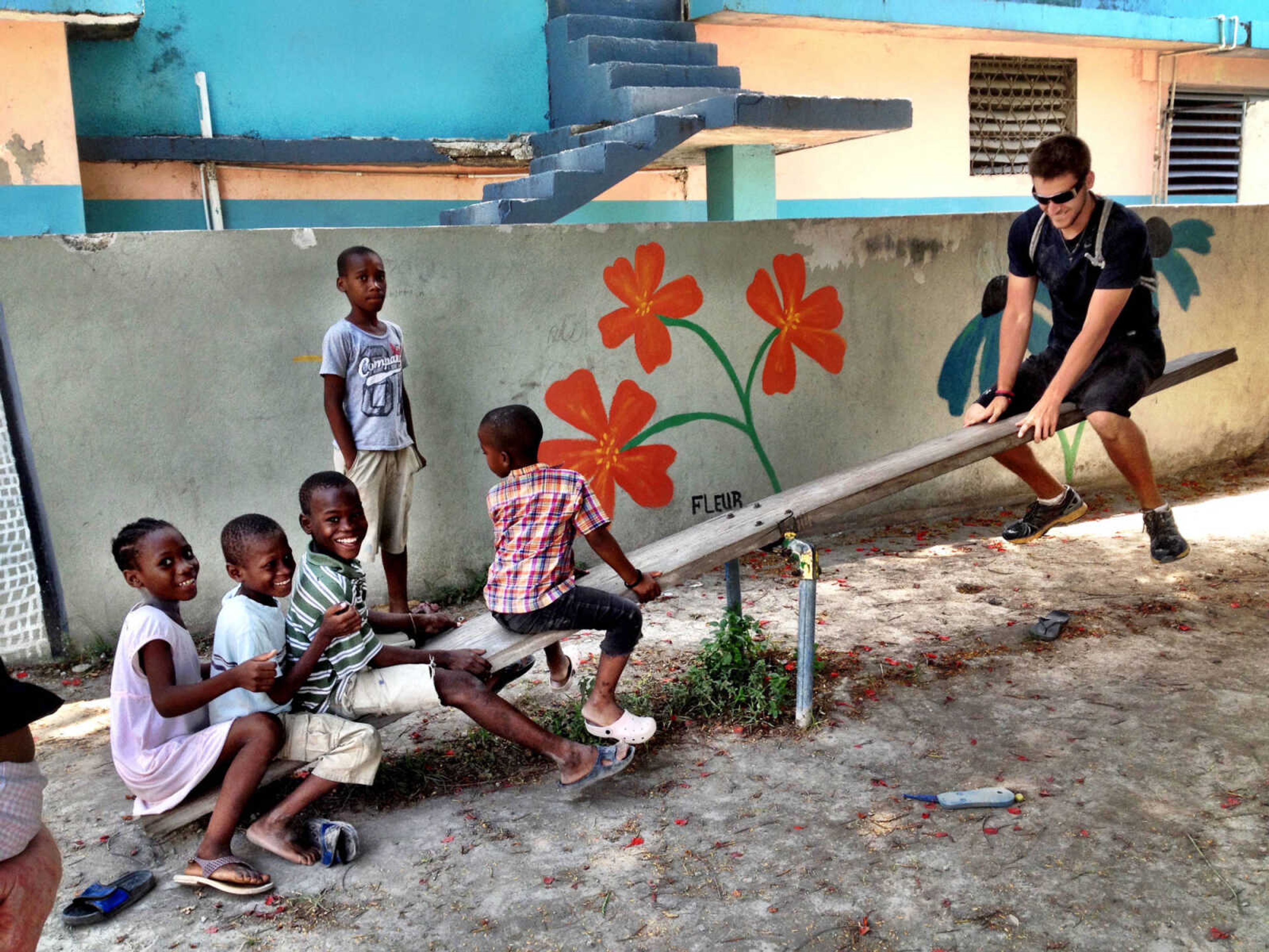 Students step off campus, out in the community and across the world to serve others
