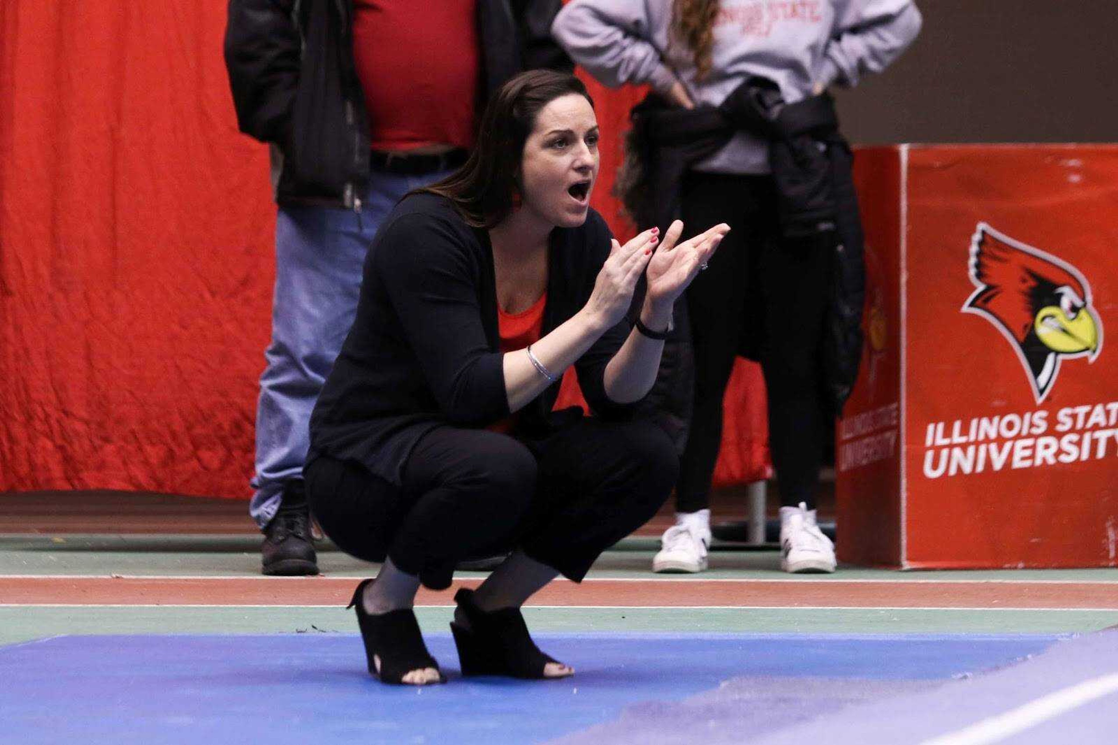 Ashley Lawson coaching her team during the 2019-2020 season.