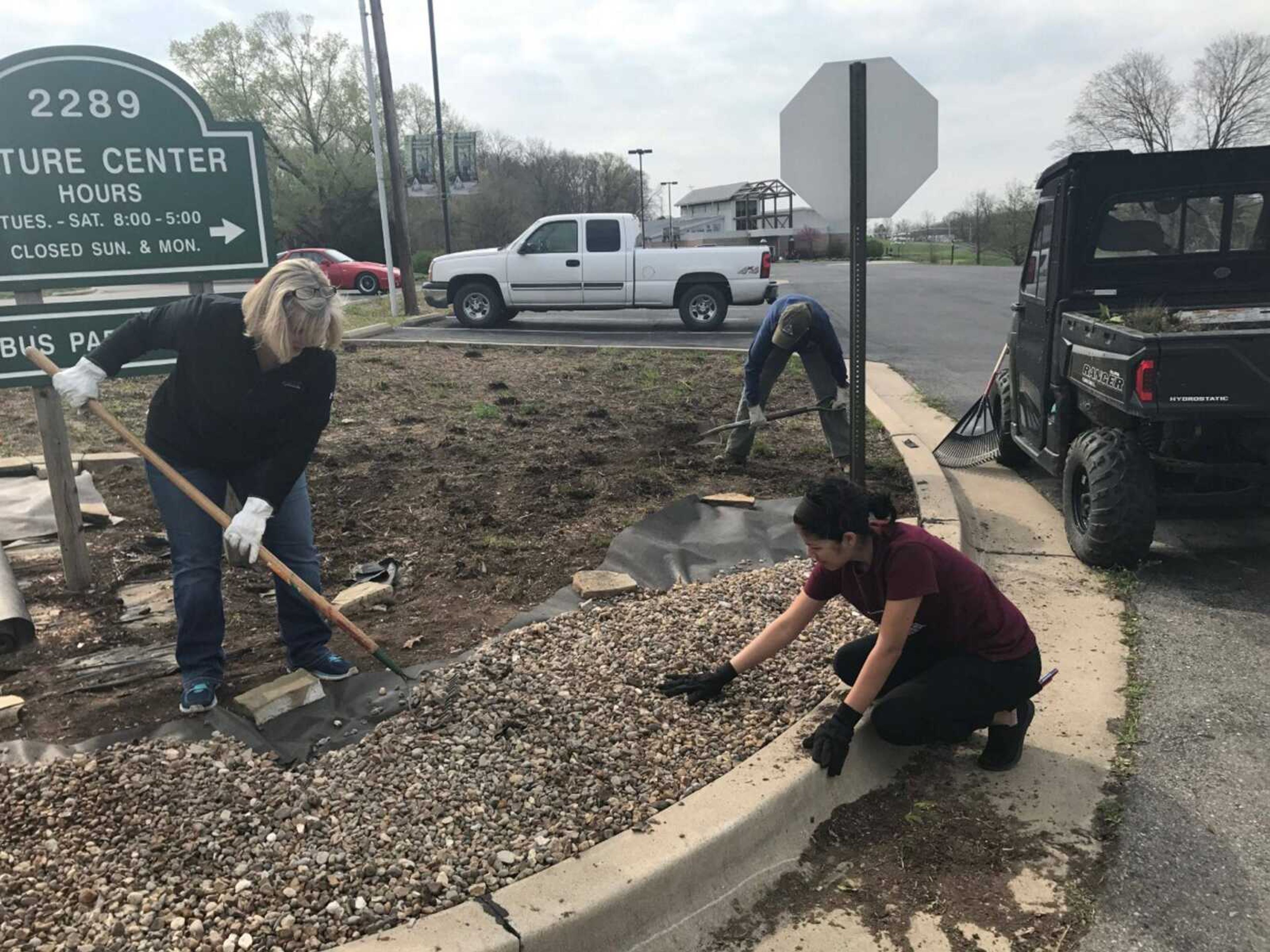 Southeast Serves completes projects over weekend