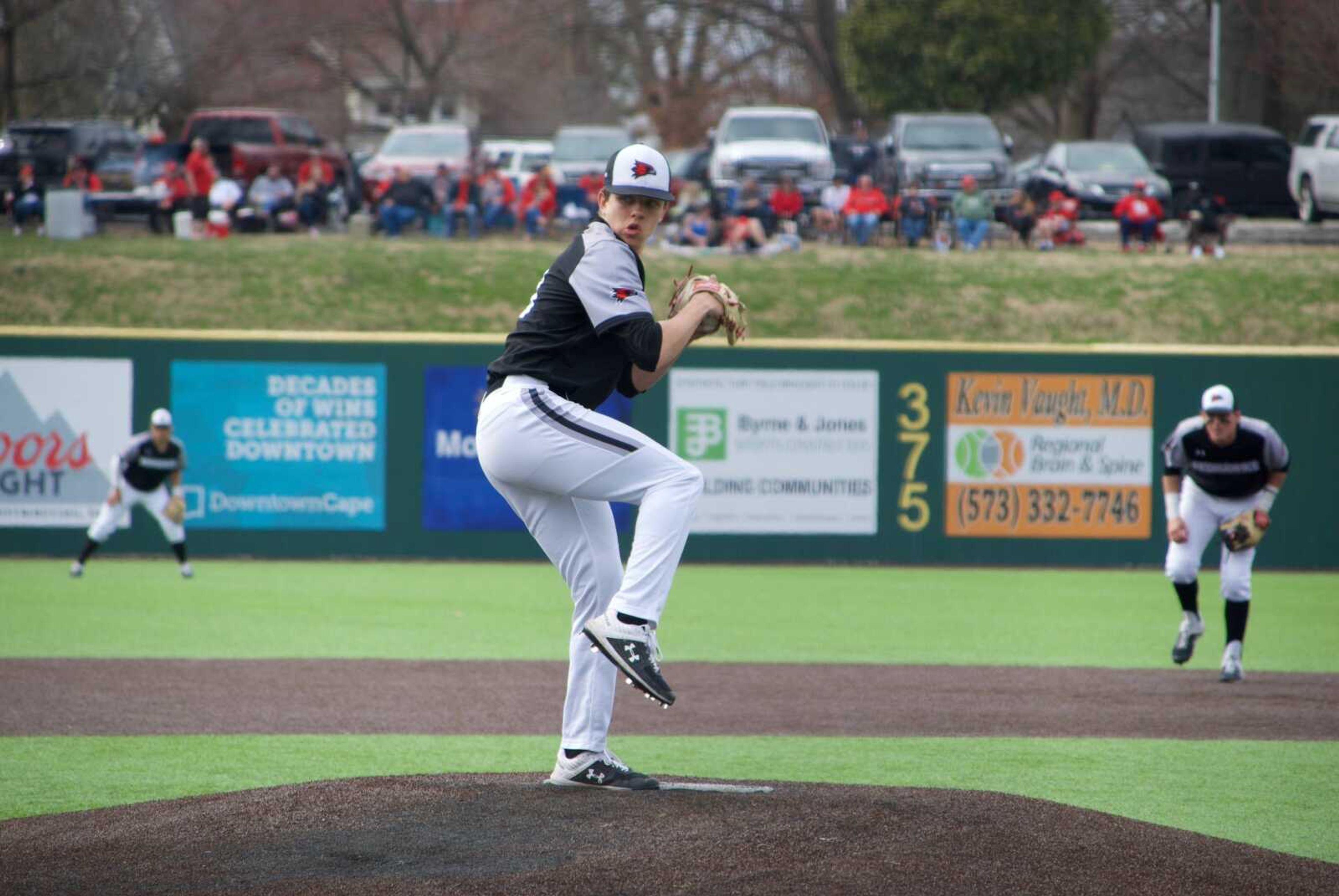 Starting pitcher Noah Niznik prepares to deliver off the mound on March 23 against Austin Peay at Capaha Field.