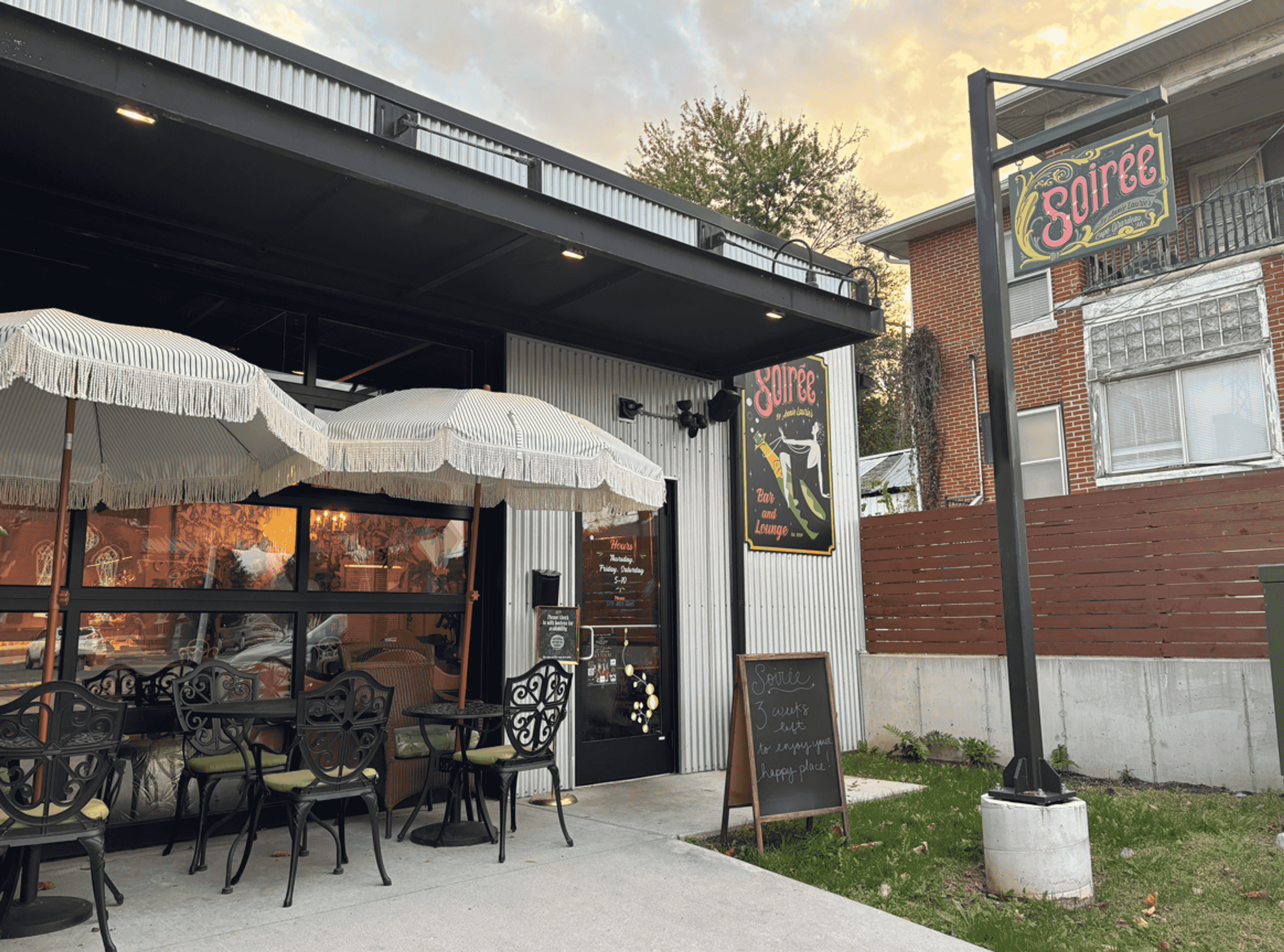 Soirée Bar and Lounge