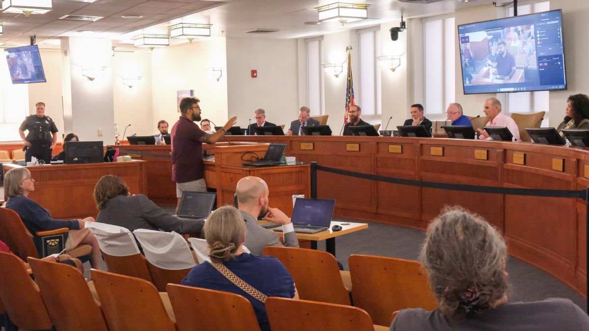 Ogden Council Meeting Breaks Down Amid ICE Enforcement Backlash