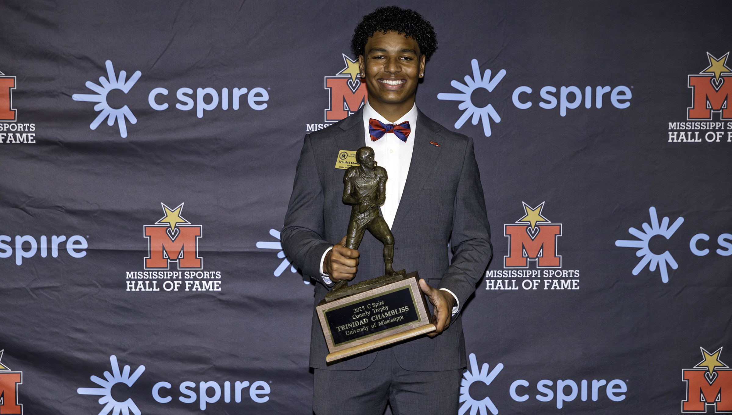 Ole Miss QB Chambliss wins Conerly Trophy