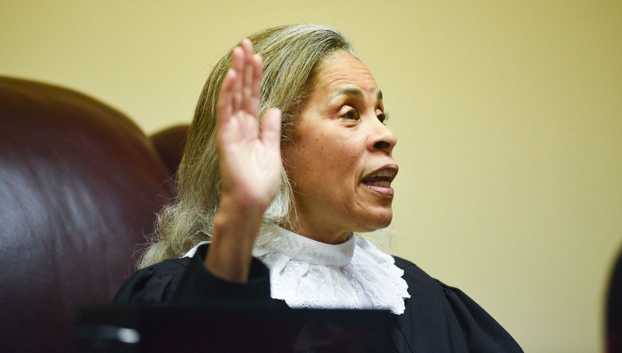 Chancery Court Judge Vicki Roach Barnes dies
