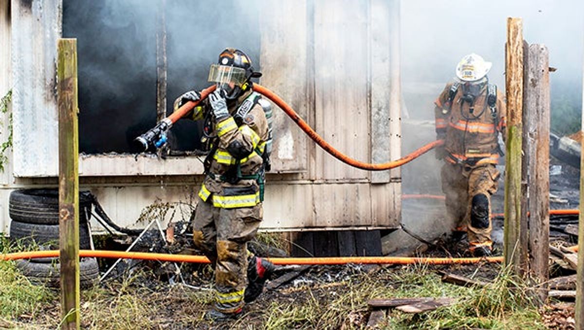 Oak Ridge Rd House Fire Fire consumes car, mobile home on Oak Ridge Road