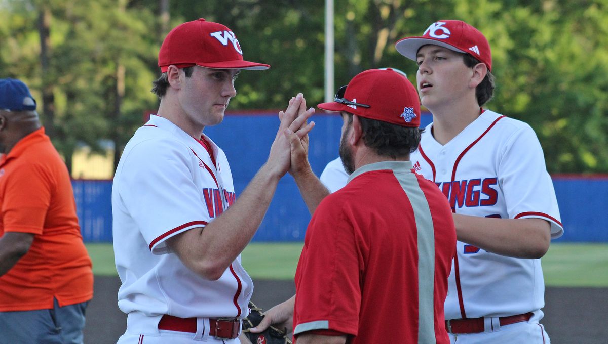 Baseball Roundup: Vikings, Flashes earn run-rule victories