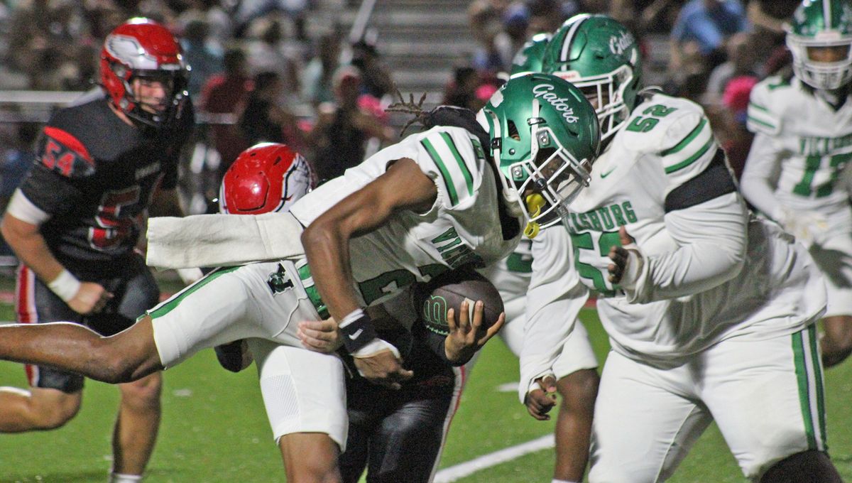 Gators start final stretch with homecoming game vs. Cleveland Central
