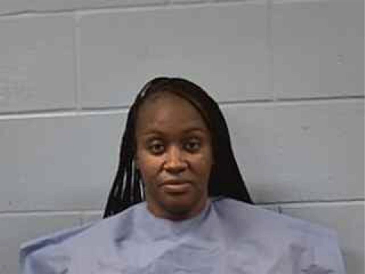 Vicksburg woman charged in domestic violence shooting