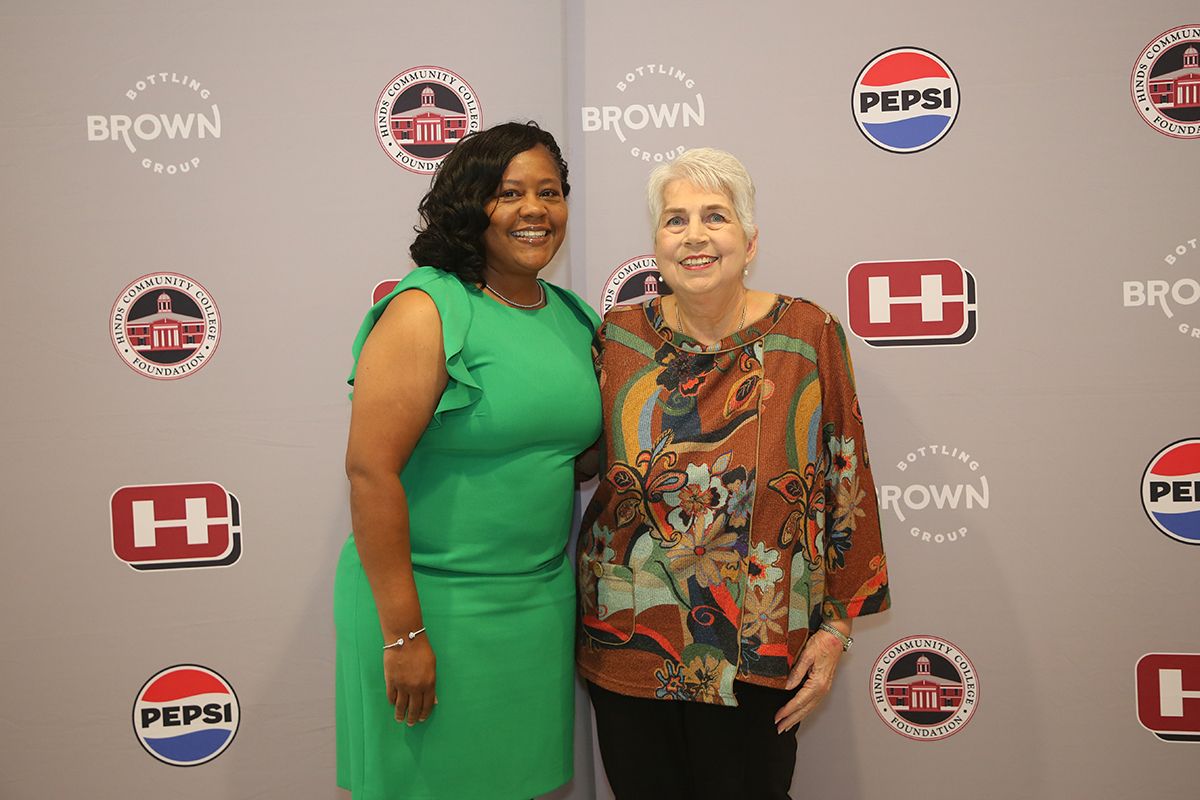 Hinds CC honors Foundation scholarship recipients on Vicksburg Campus