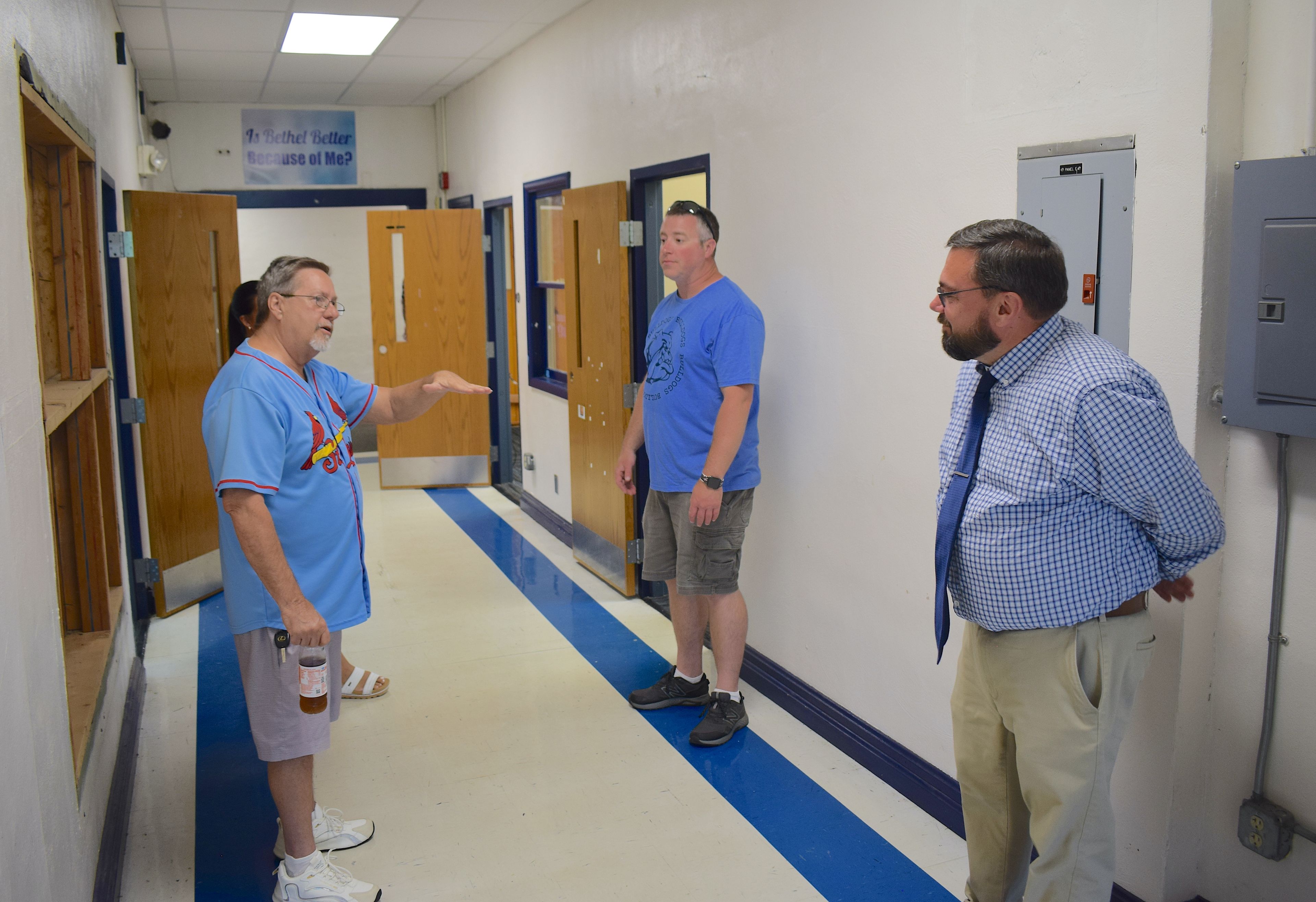 Public says good-bye to historic Bethel school wing