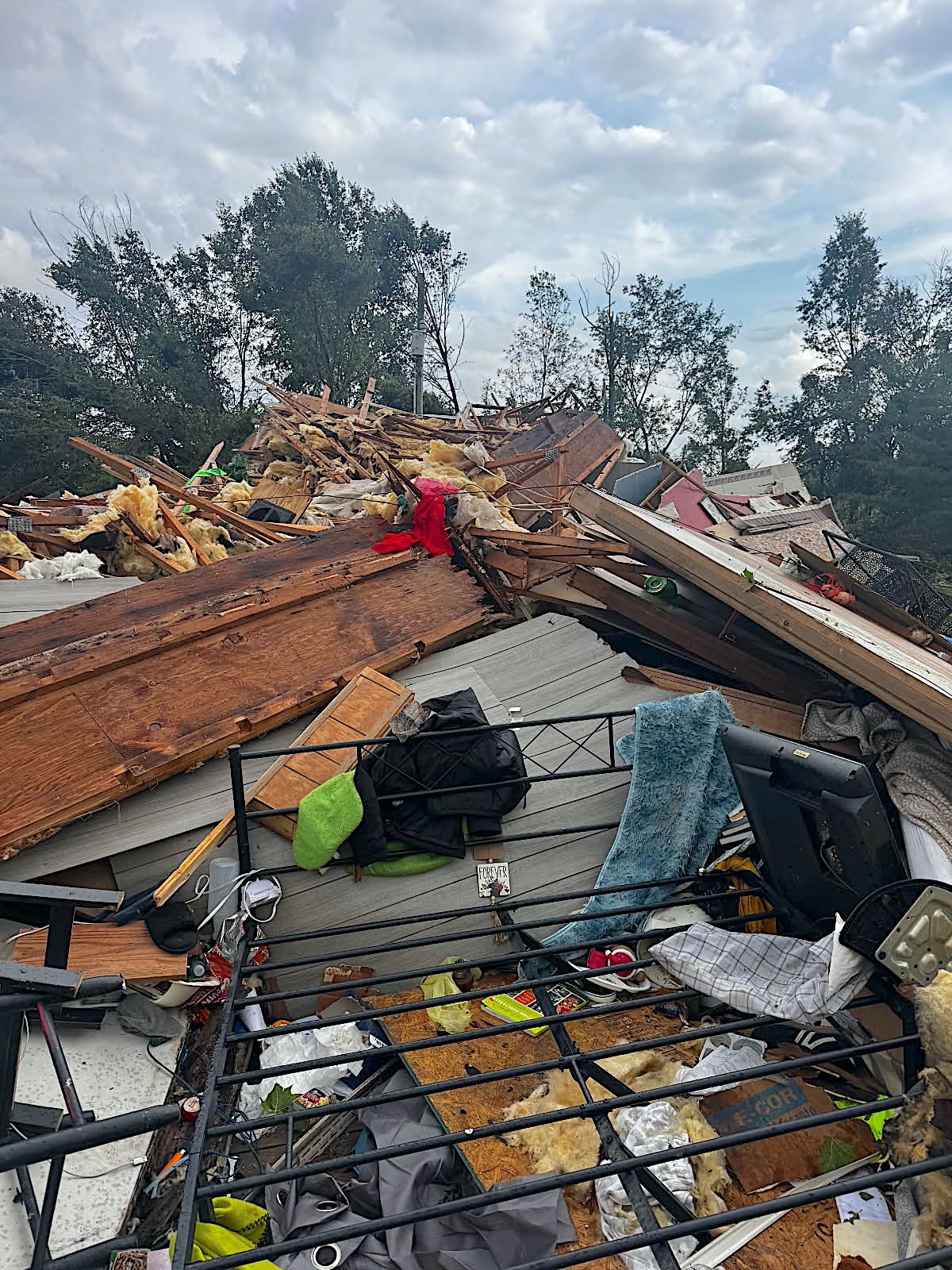Thompson family loses home in tornado