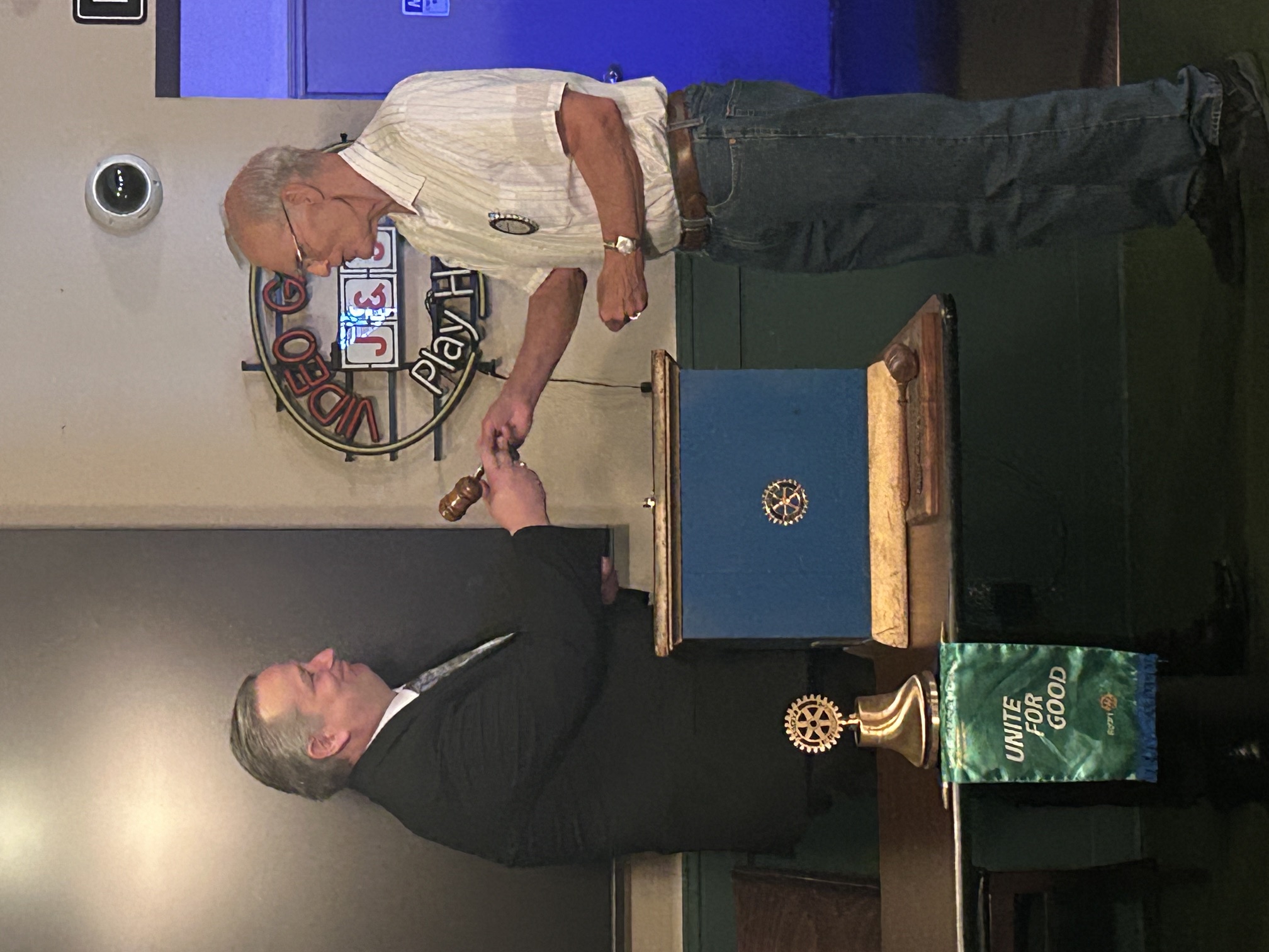 Centralia Rotary conducts leadership changeover — BIGNEWS — Aslikannih