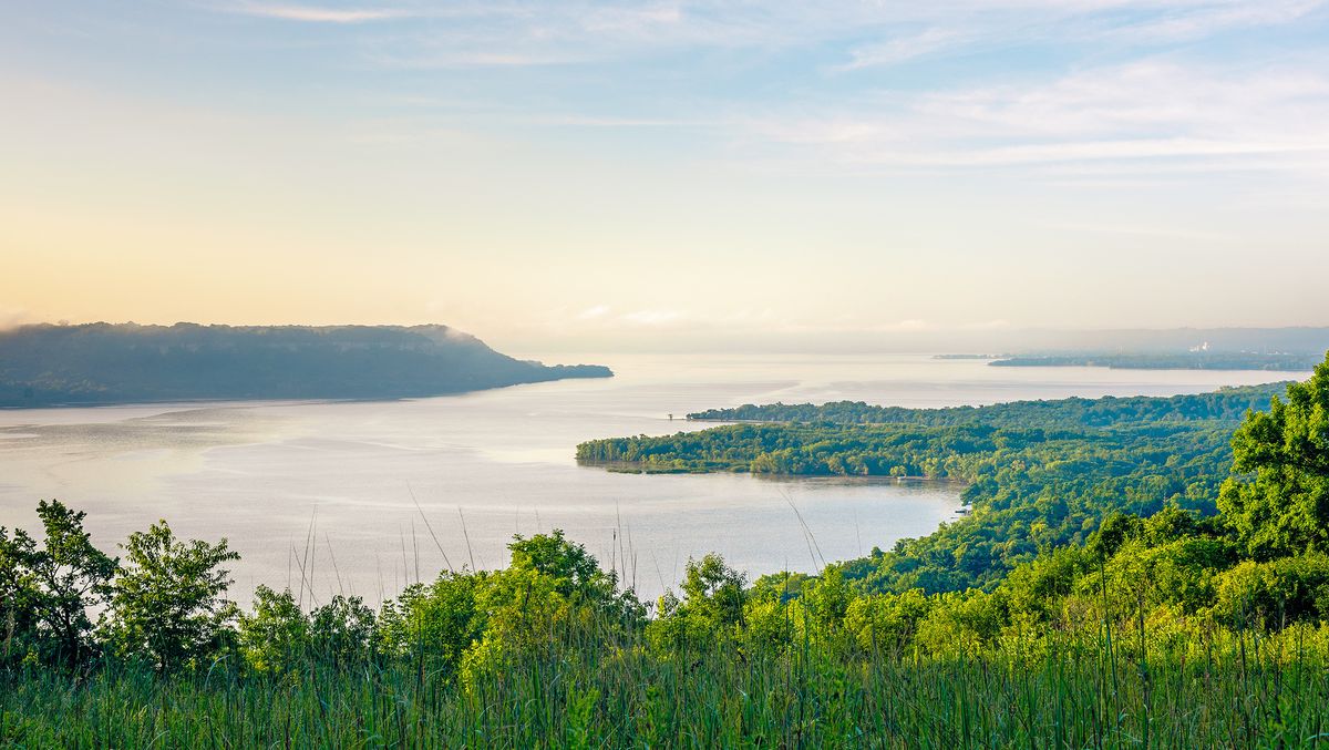 Mississippi River Commission hosts March public hearings aboard M/V Mississippi from New Madrid to B...