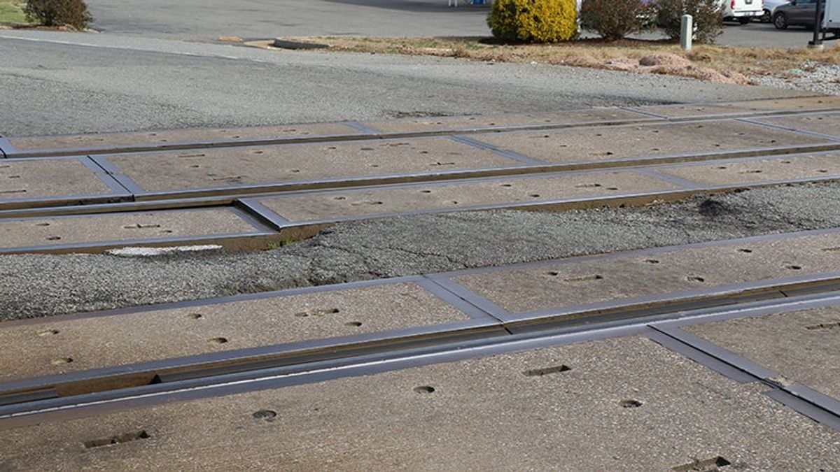 Railroad to repair crossing on U.S. 258