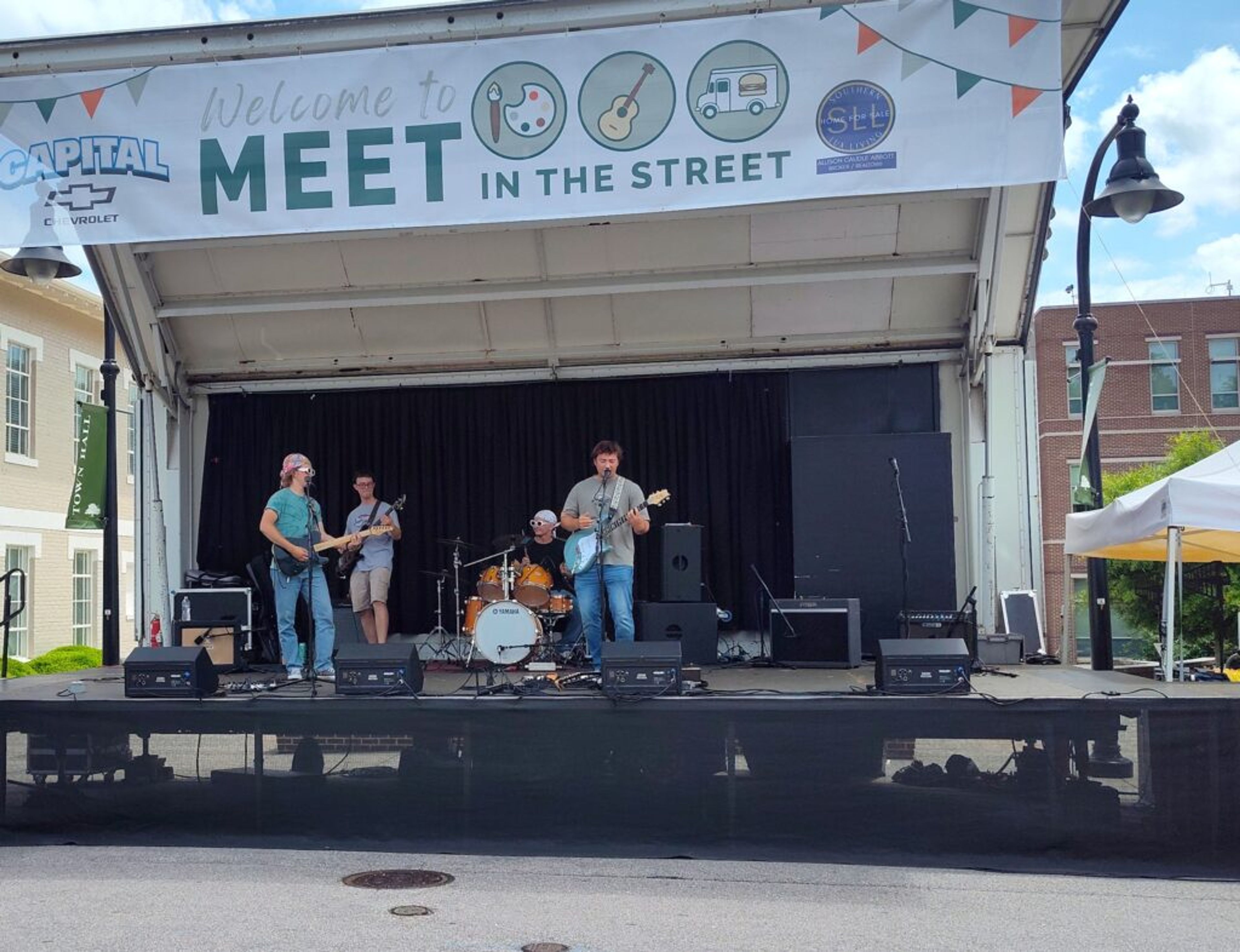 Rocking the block at Meet in the Street