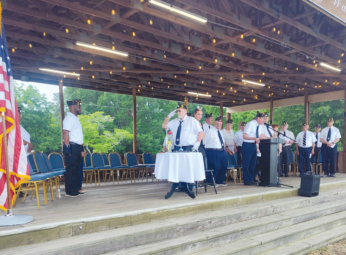 American Legion Post 148 leads Memorial Day service in Wende...