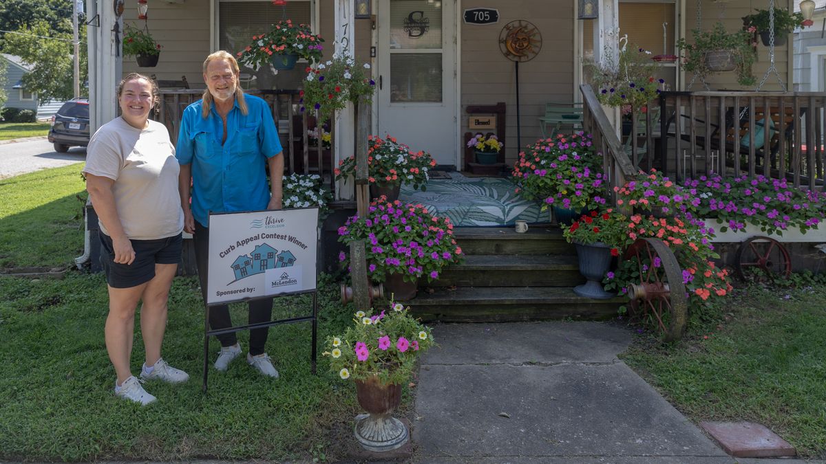 From Cattle Country to a Park Avenue Porch, August Curb Appe...