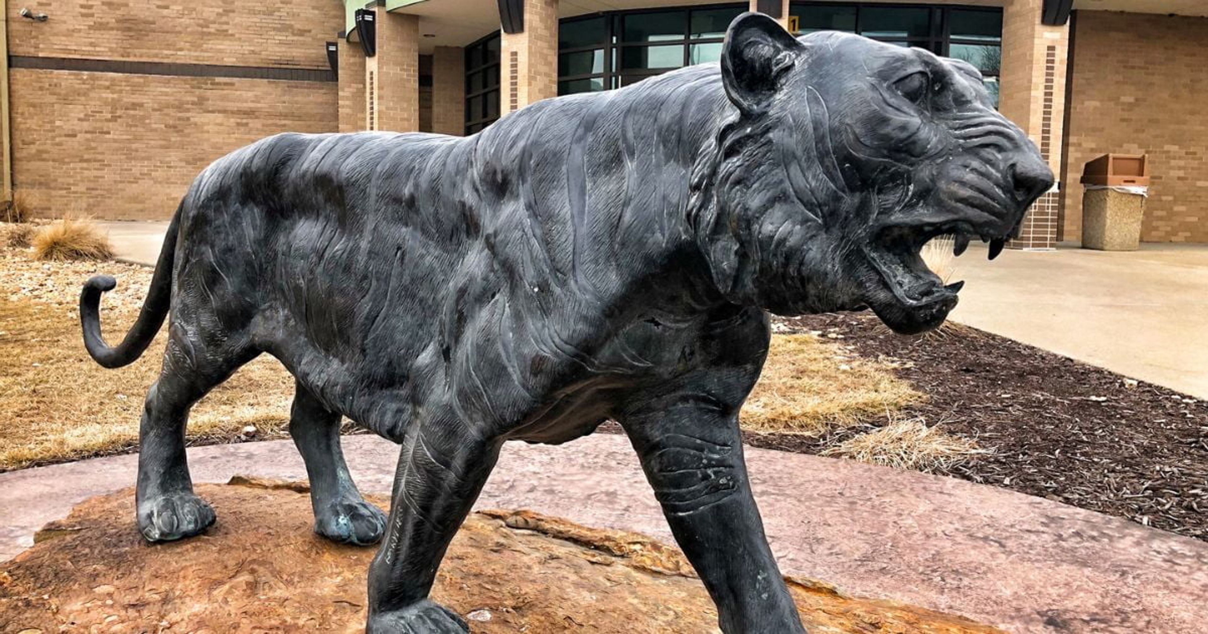 school-board-feat-102223